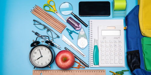 泡在AI時(shí)代的兒童，與泡在互聯(lián)網(wǎng)的家長(zhǎng) 一場(chǎng)跨越數(shù)字鴻溝的家庭教育新對(duì)話